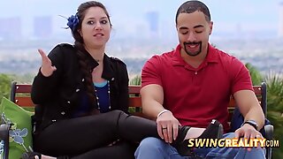 Amerikanische Swinger im nationalen Fernsehen. Neue Episoden von SwingReality.com jetzt verfügbar!